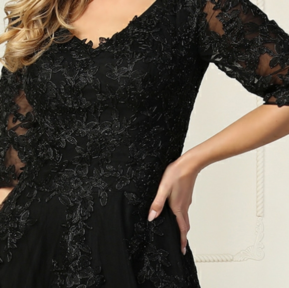 Black formal dress, v neckline plus size with sleeves - Picture 2 of 5